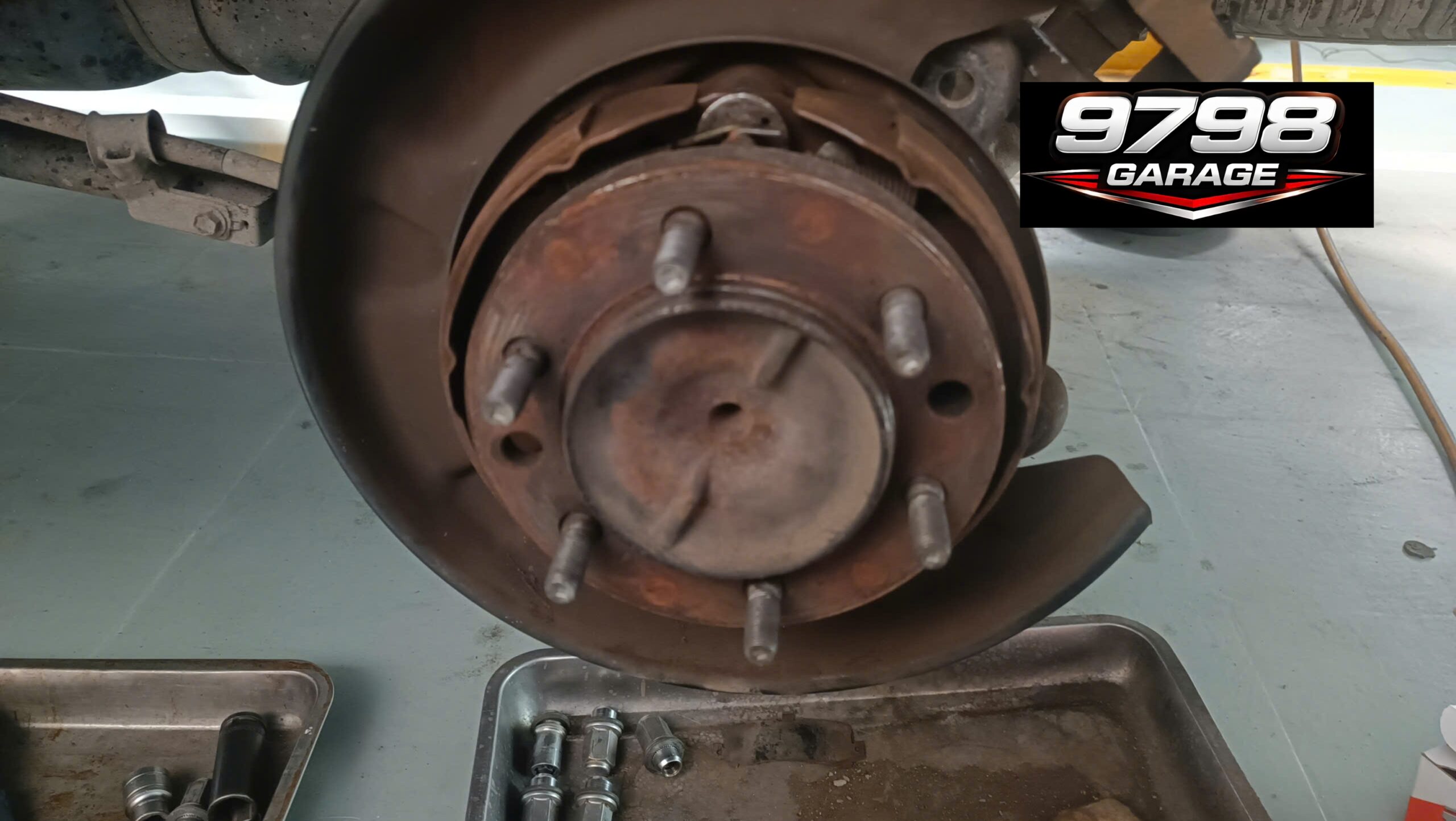 Gara Sửa Xe Hơi Đức Hòa | Báo Giá Rõ Ràng
